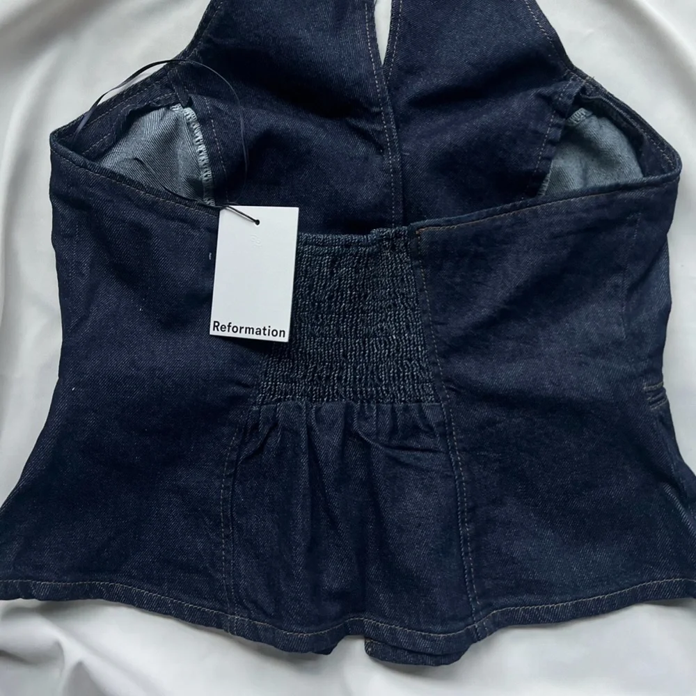 NWT REFORMATION TATE DENIM TOP - Picture 4 of 6